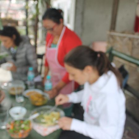 Mansarover Home Stay Kalimpong Bagian luar foto