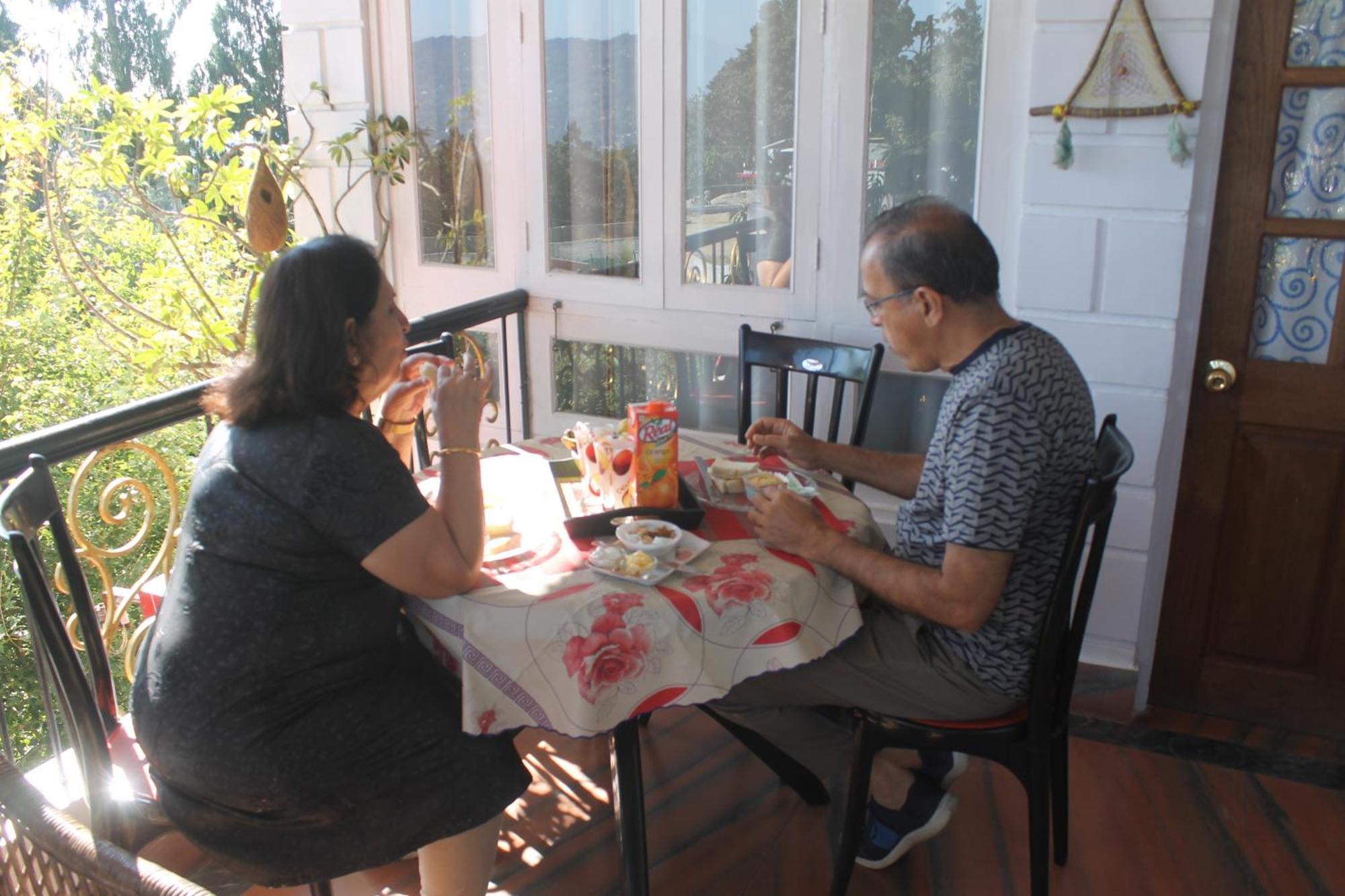 Mansarover Home Stay Kalimpong Bagian luar foto